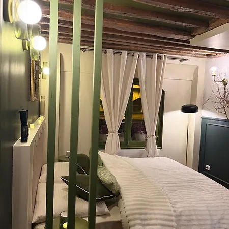 Face A L'opera Comique Apartment