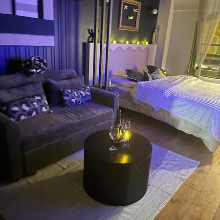 Apartman Face A L'opera Comique