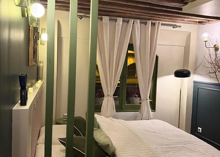 Face A L'opera Comique Apartment